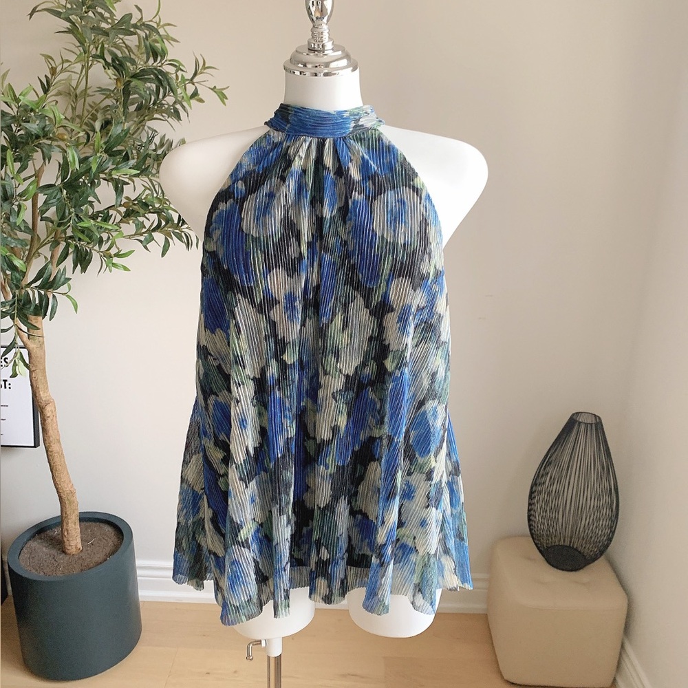 Anewsta Blue Floral Pleated Halter Top L NWT
